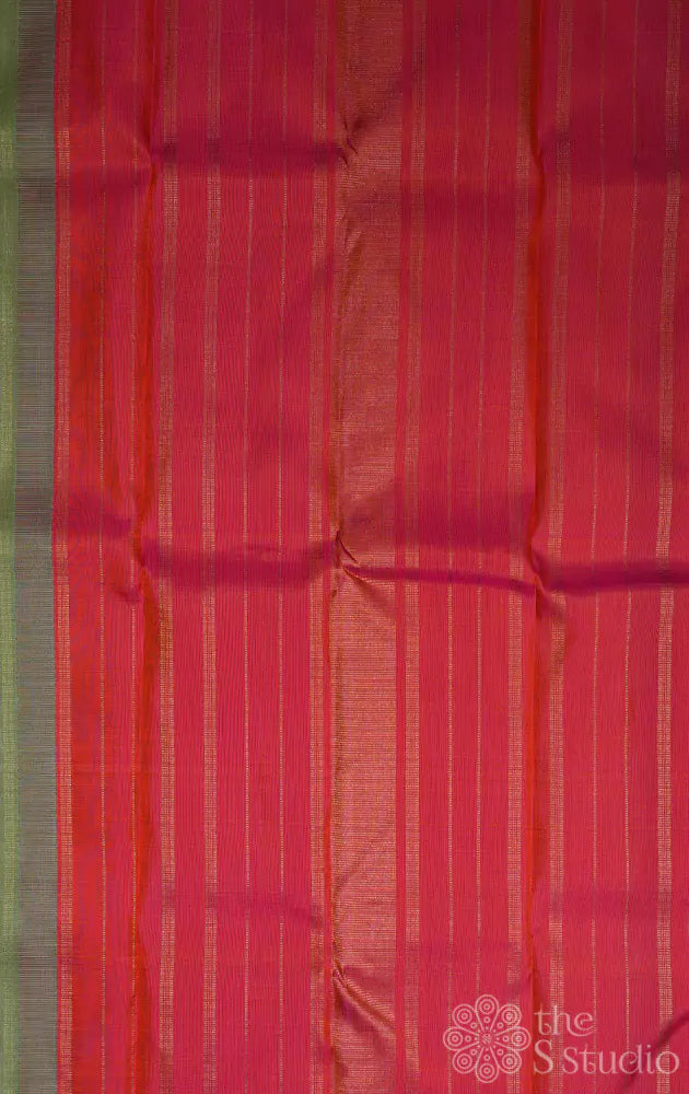 Elachi green box type vertical zari lines kanjivaram saree with contrast pallu