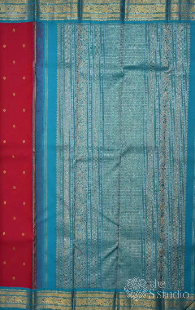 Red kanjivaram saree with korvai blue border