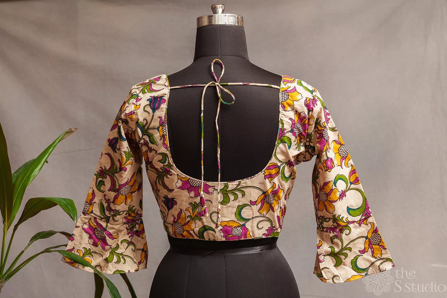 Off white kalamkari printed cotton readymade blouse