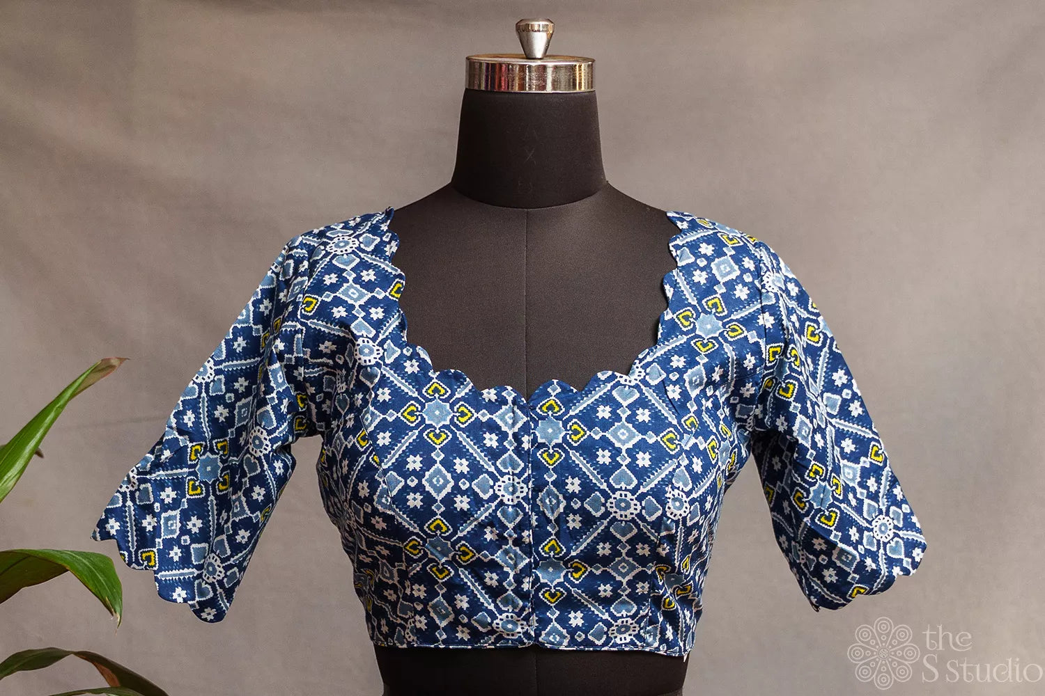 Blue printed cotton readymade blouse