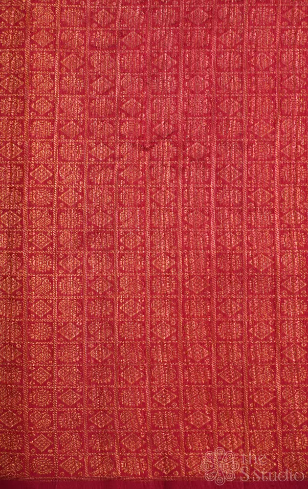 Reddish Maroon Mayil Chakram Butta Kanchi Silk Blouse Material
