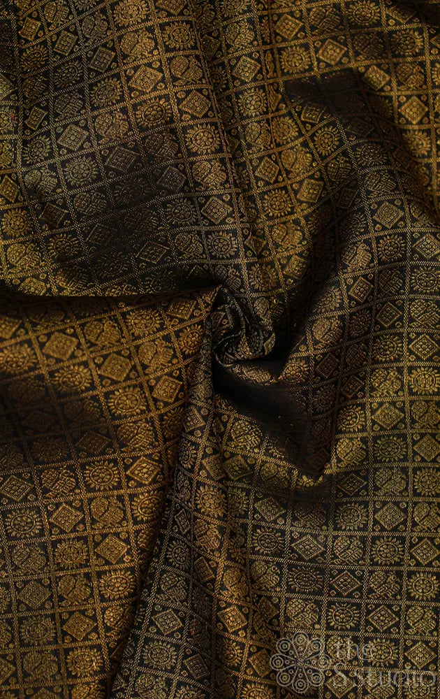 Black mayil chakram zari checked kanchi silk blouse material