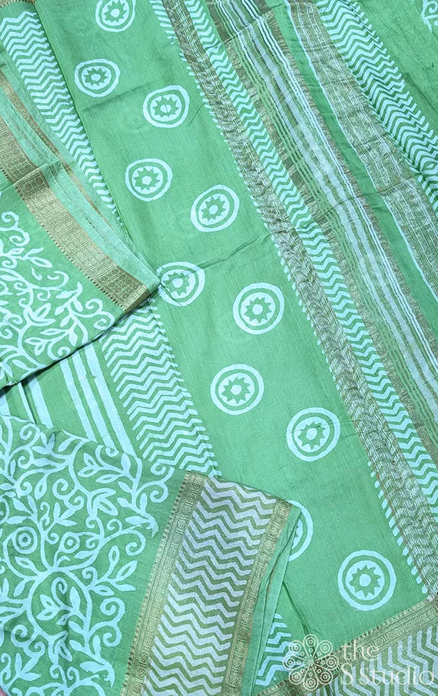 Semi silk saree with floral prints - Pack of 3
