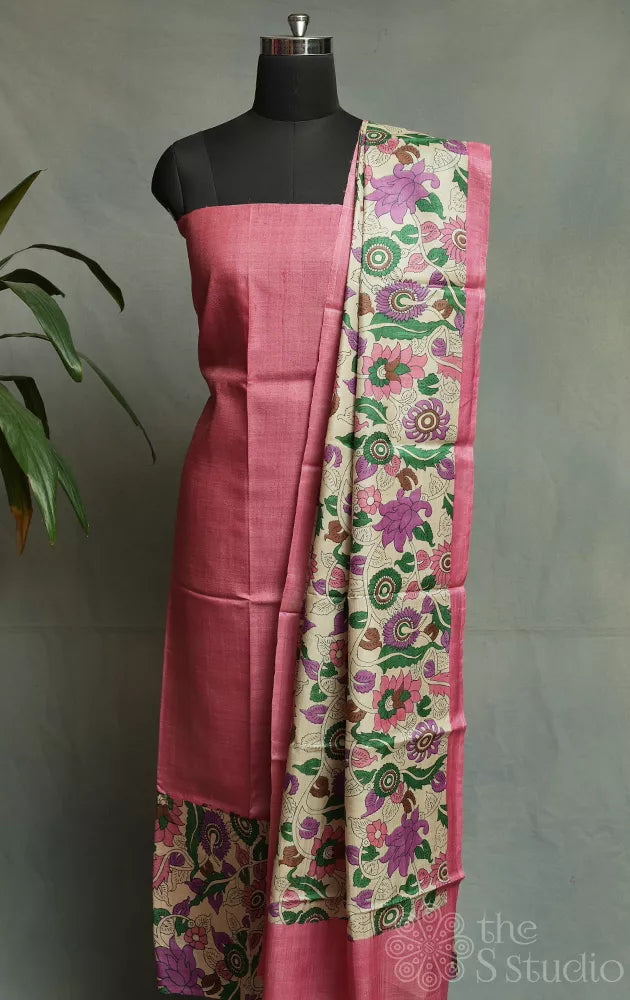 Light pink kurta and dupatta set with floral kalamkari prints