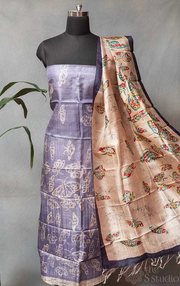 Lavender Tussar silk kurta with Batik Butterfly print dupatta