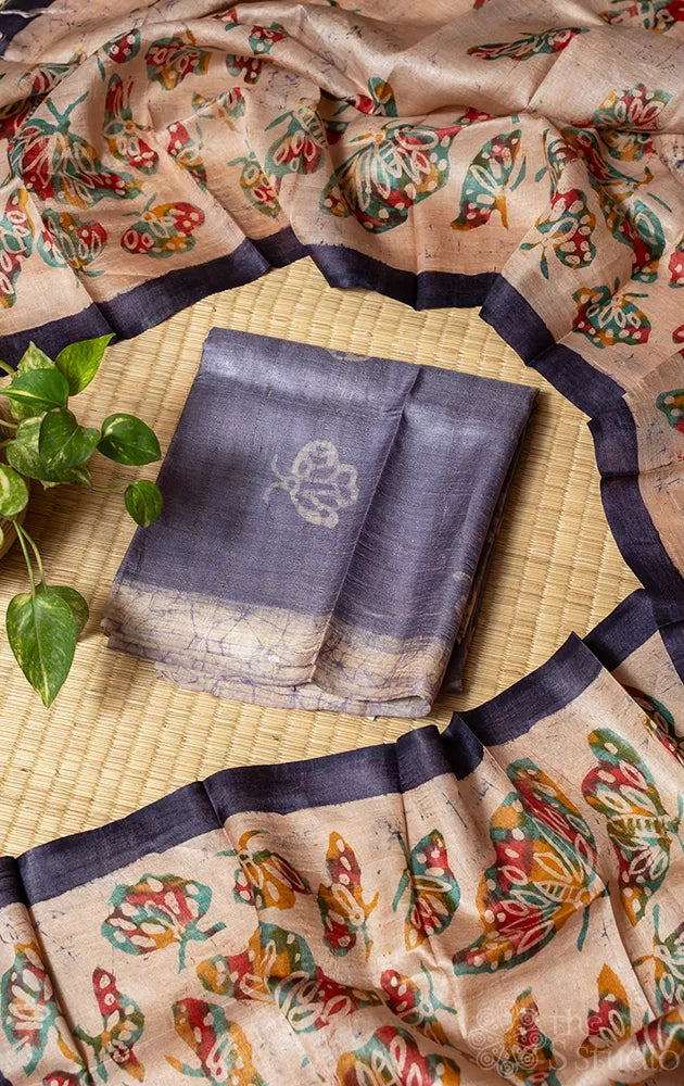 Lavender Tussar silk kurta with Batik Butterfly print dupatta