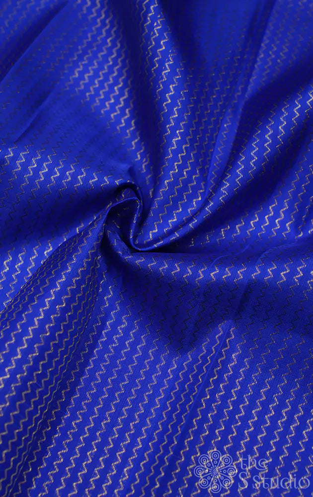 Royal blue kanchi silk blouse material with zig zag vanki  zari lines