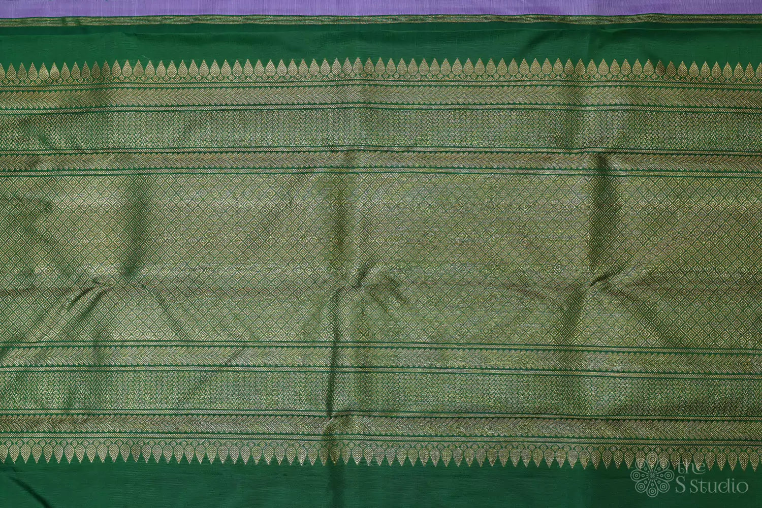 Lavendar kanchipuram silk saree with green zari rich pallu