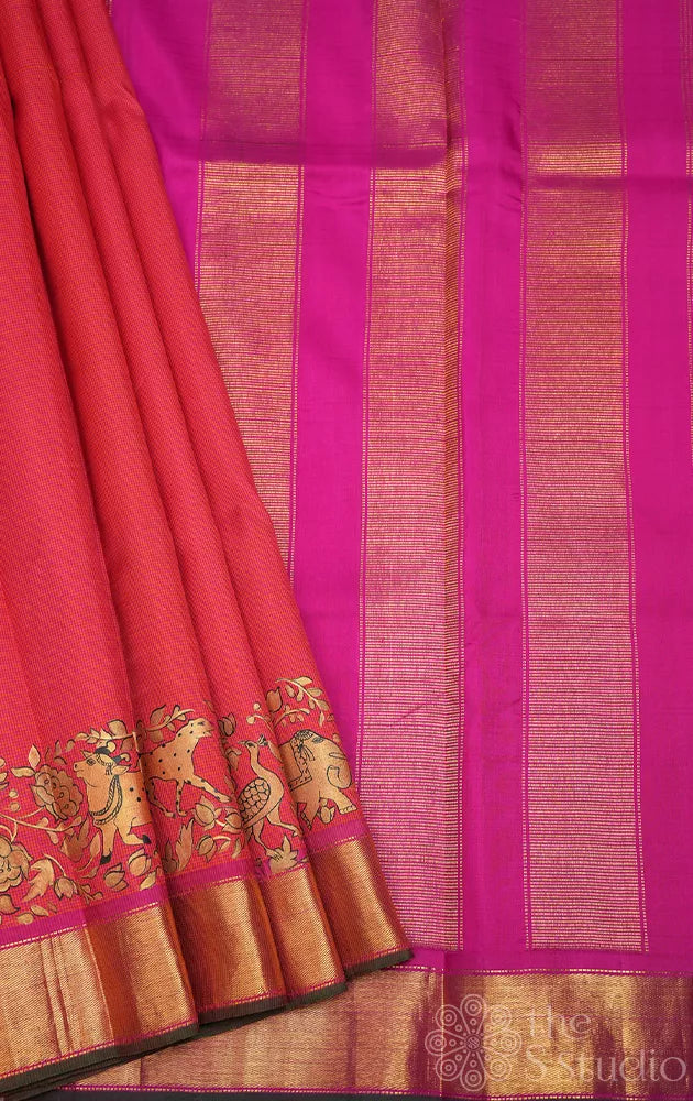 Peach kanchi silk saree with hand painting along the zari border