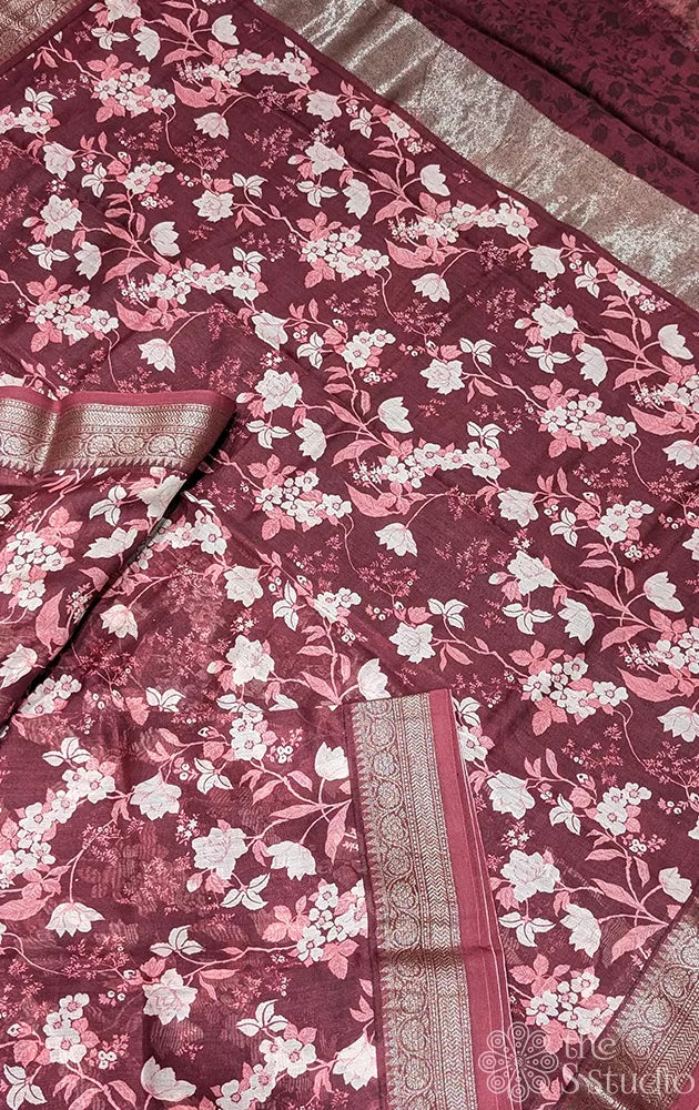 Maroon chanderi cotton saree with small antique zari border