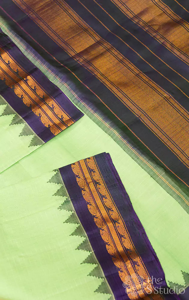 Light green gadwal cotton saree with pure silk Zari border