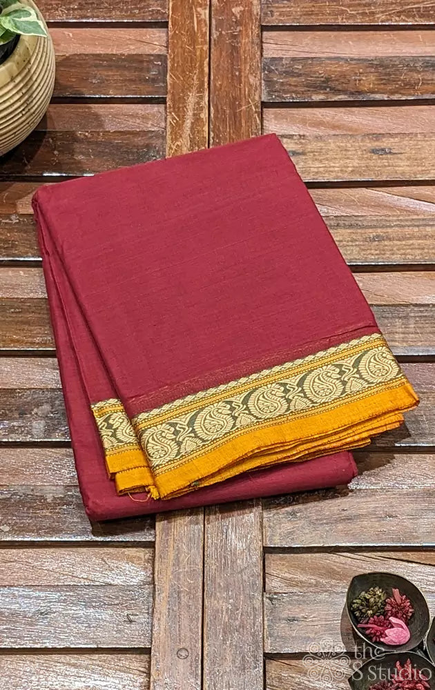 Maroon kanchi cotton saree with small thread border