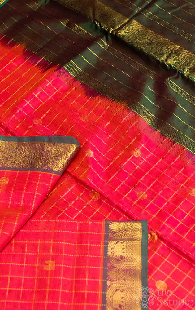 Pinkish peach checked silk cotton ten yards saree with green pallu