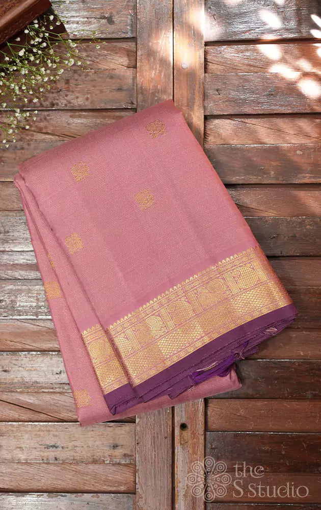 Onion pink vaira oosi kanchi silk saree with violet selvedge