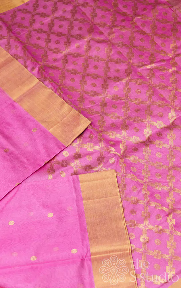 Pink chanderi silk cotton saree with checked pallu