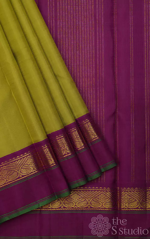 Sampanga green plan kanchi silk saree with magenta border