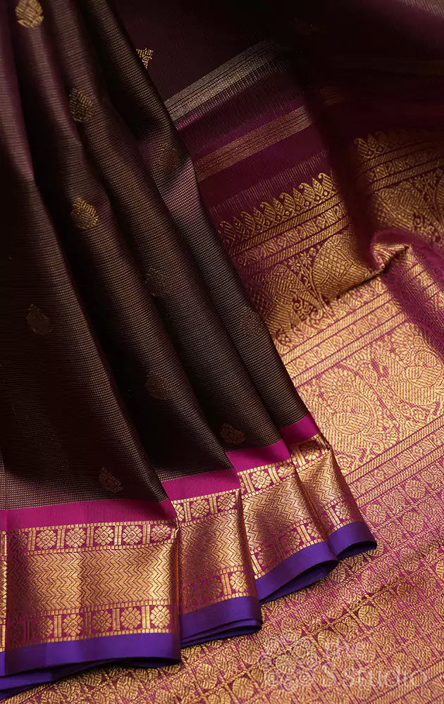 Brown vaira oosi kanchi silk saree with magenta border