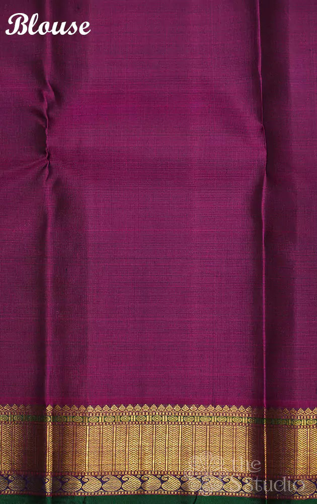 Leaf green colour  vaira oosi kanchipuram  silk saree with rani pink border