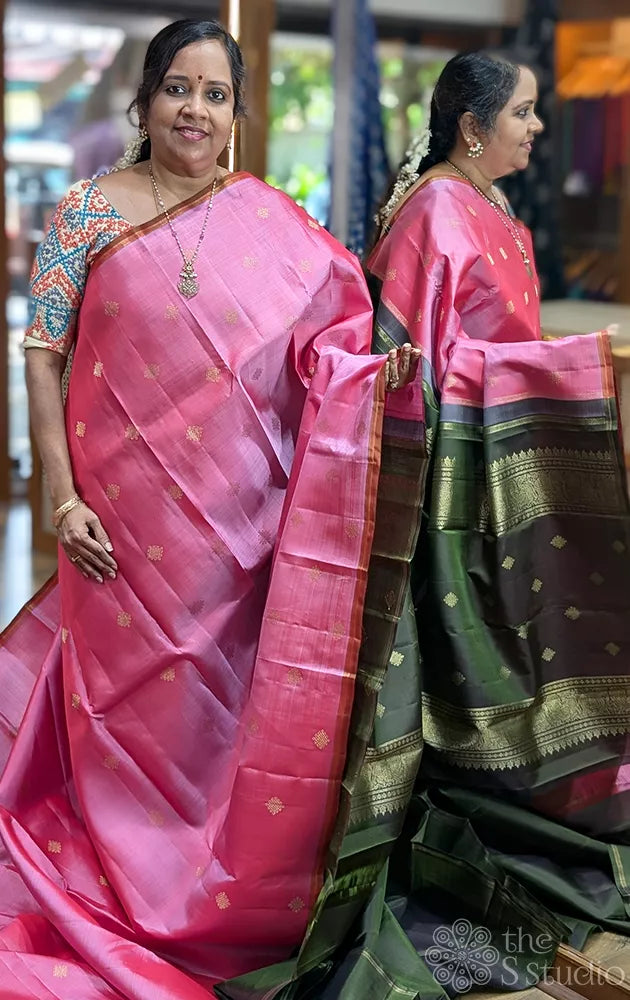 Light pink borderless kanchipuram silk  saree with green pallu