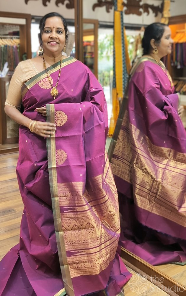 Purple handwoven kanchi cotton saree with small zari border