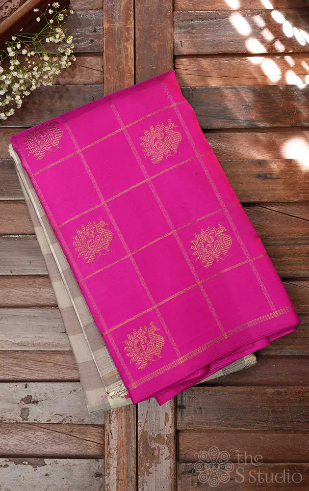 Biscuit brown checked kanjivaram saree with ranipink border