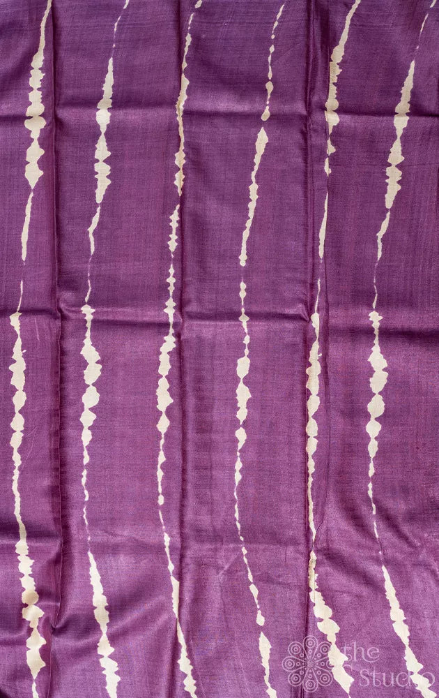 Lilac colour tussar silk saree with violet pallu