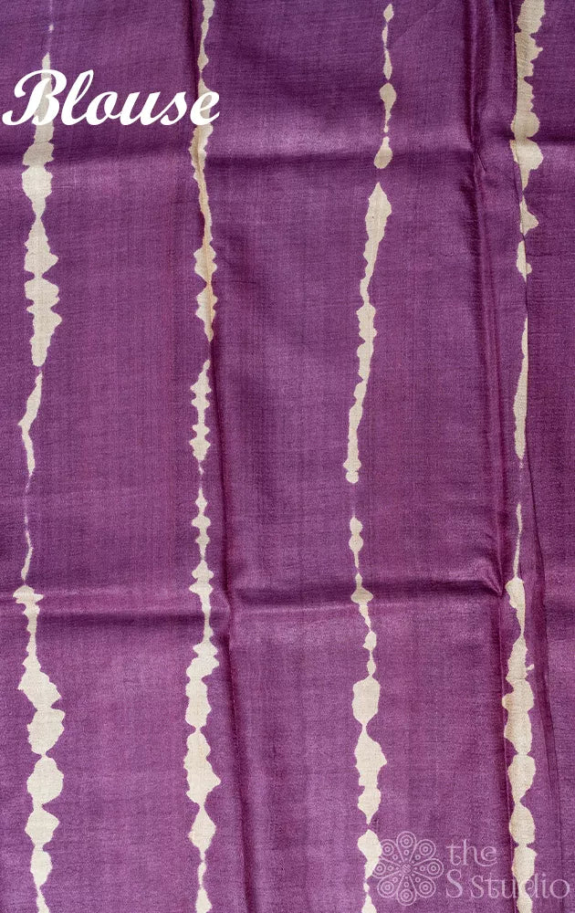 Lilac colour tussar silk saree with violet pallu