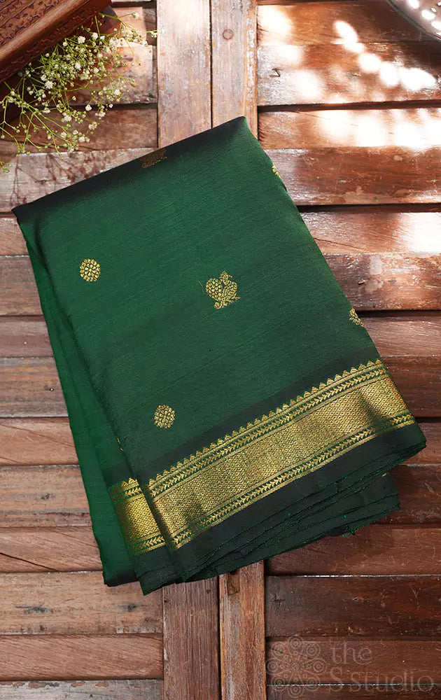 Green kanchi pattu saree with self border