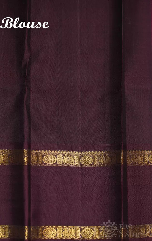 Pink kanchi silk saree with korvai brown rettai pet border