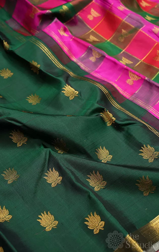 Green lotus butta kanchi silk saree with paalum pazhamum checked pallu and blouse