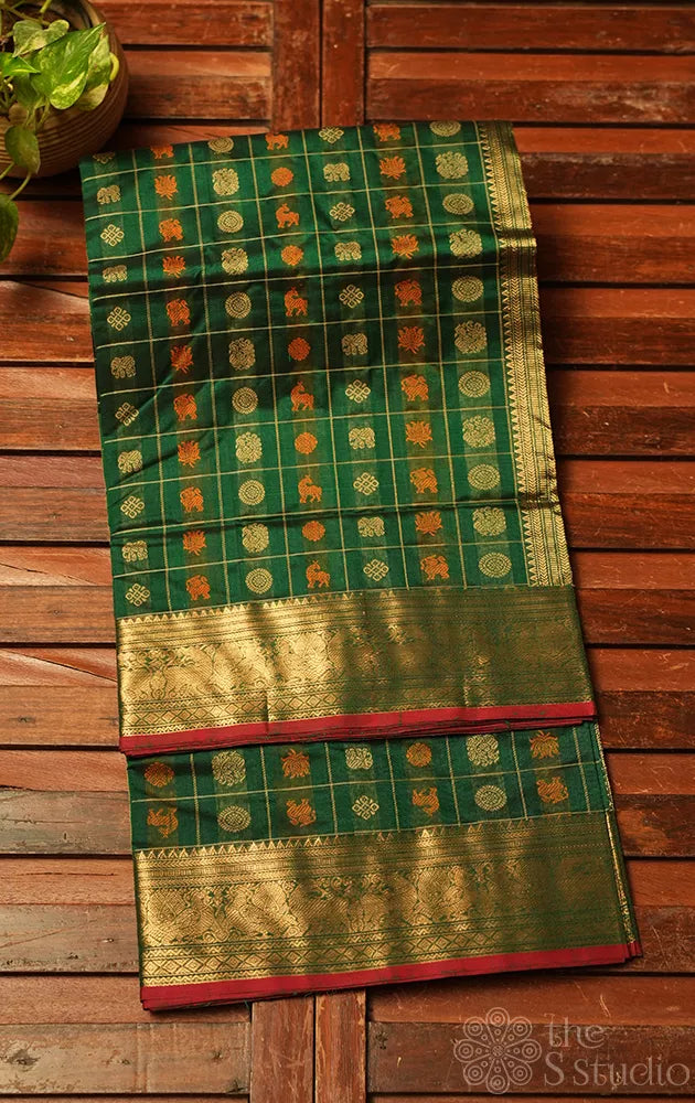 Green aayiram butta silk cotton saree with maroonish red selvedge