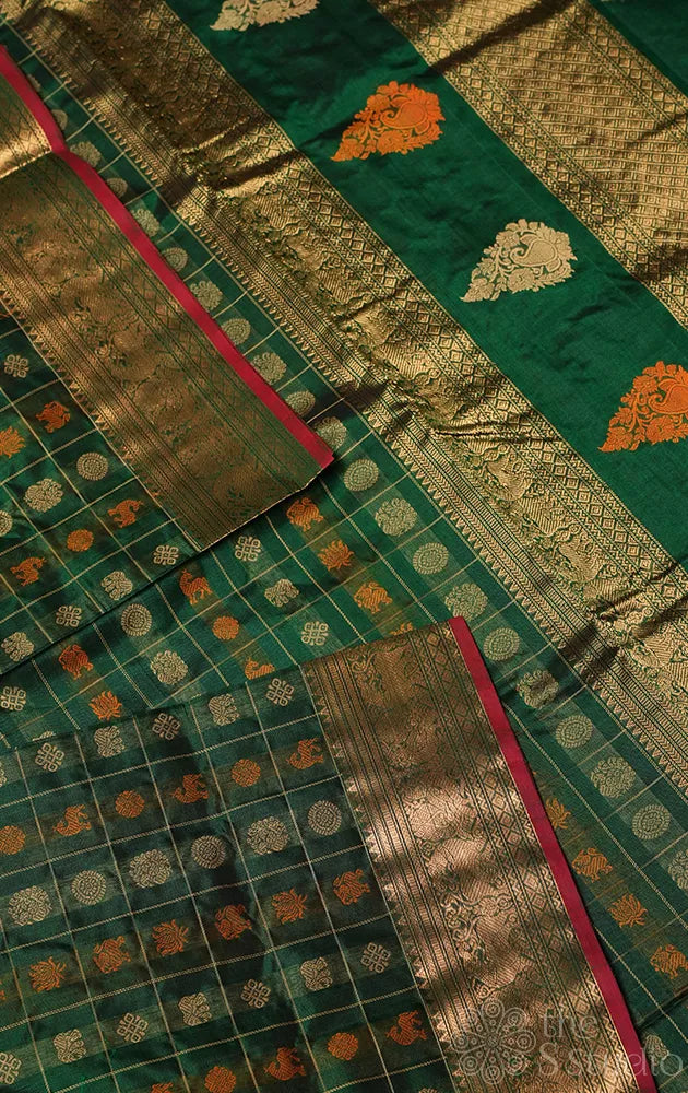 Green aayiram butta silk cotton saree with maroonish red selvedge