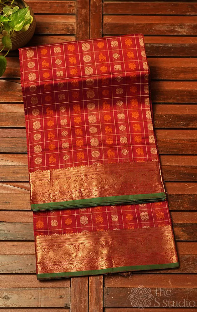 Maroon aayiram butta silk cotton saree with zari border and pallu
