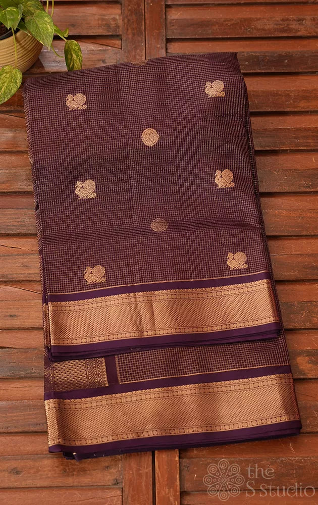 Deep brown vairaoosi checks ten yards silk cotton saree with zari rich pallu