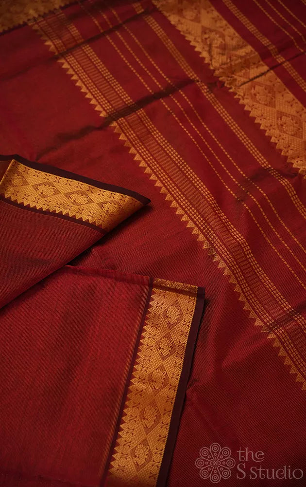 Maroon vairaoosi ten yards silk cotton saree with zari border