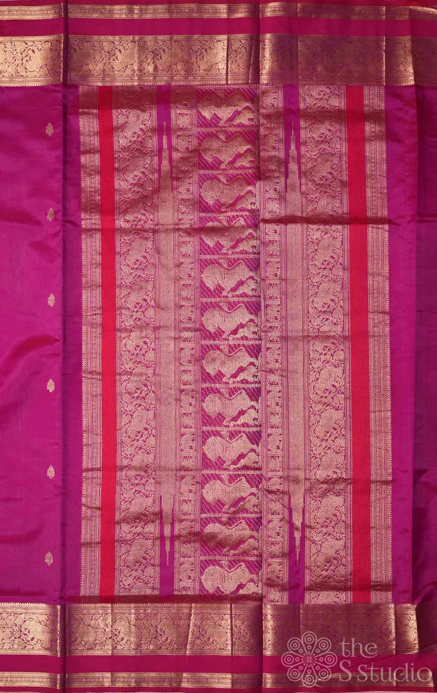 Magenta ten yards silk cotton saree with zari border