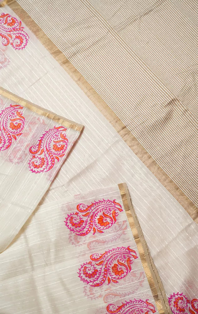 Off white maheshwari silk cotton saree with block printing on border