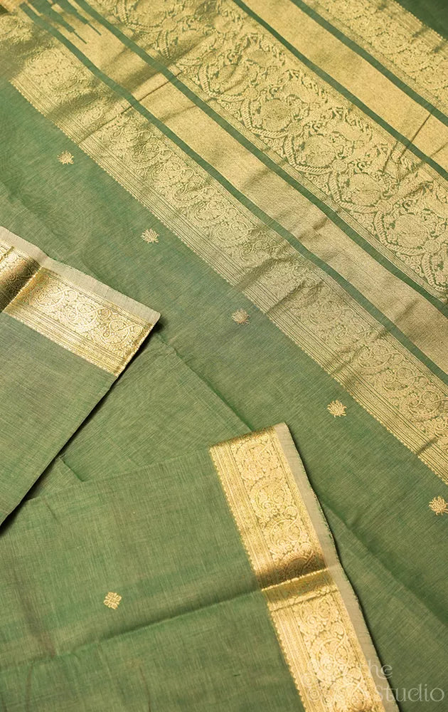 Light elachi green handloom kanchi cotton saree with zari woven border