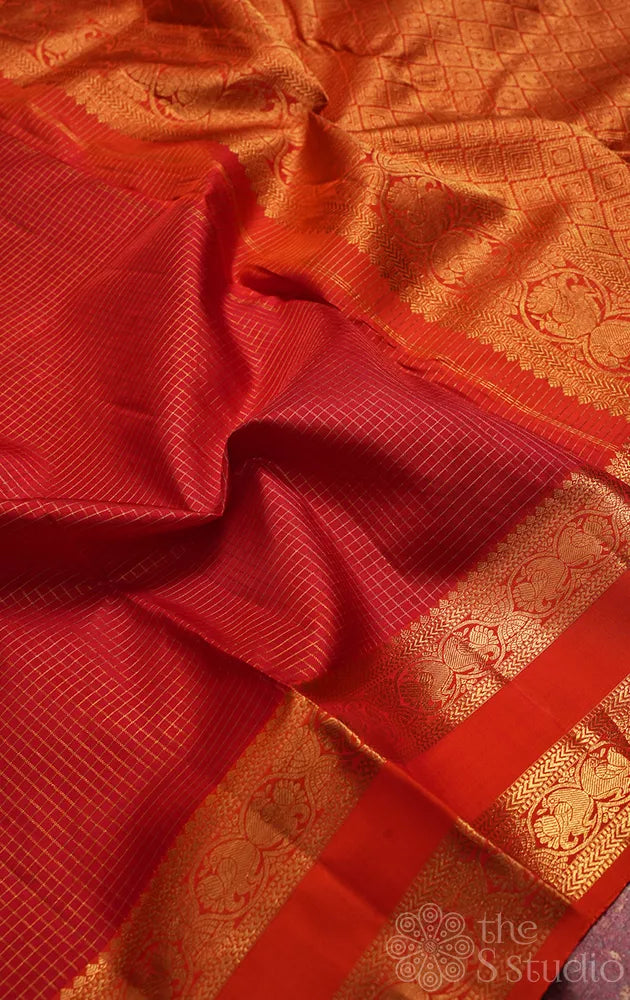 Reddish orange zari checked madisar 10 yards kanchi silk saree with light orange border
