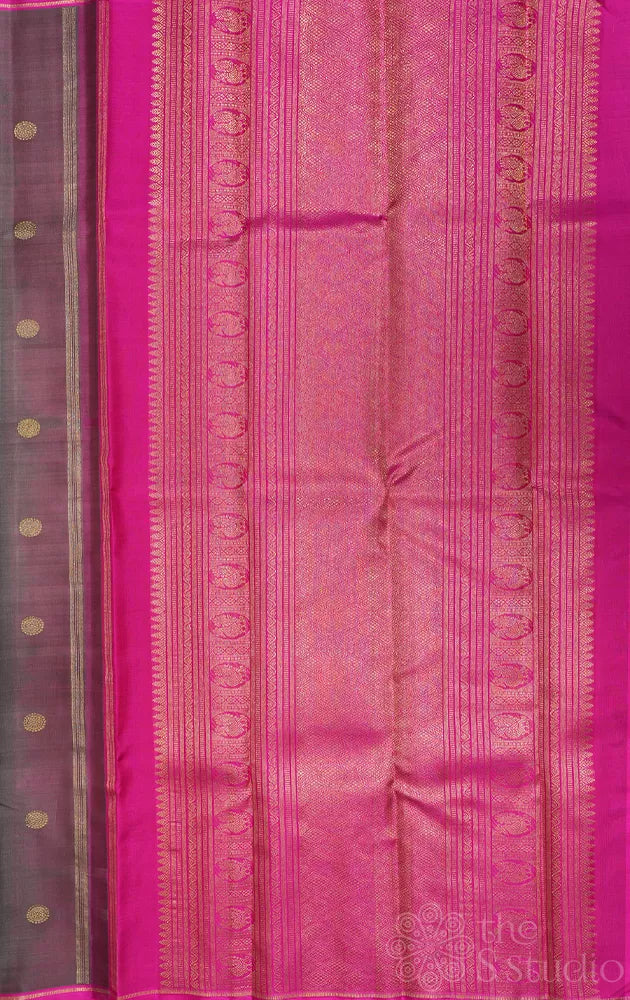 Cocoa brown Kora Kanchipuram silk saree with mayil chakram buttas