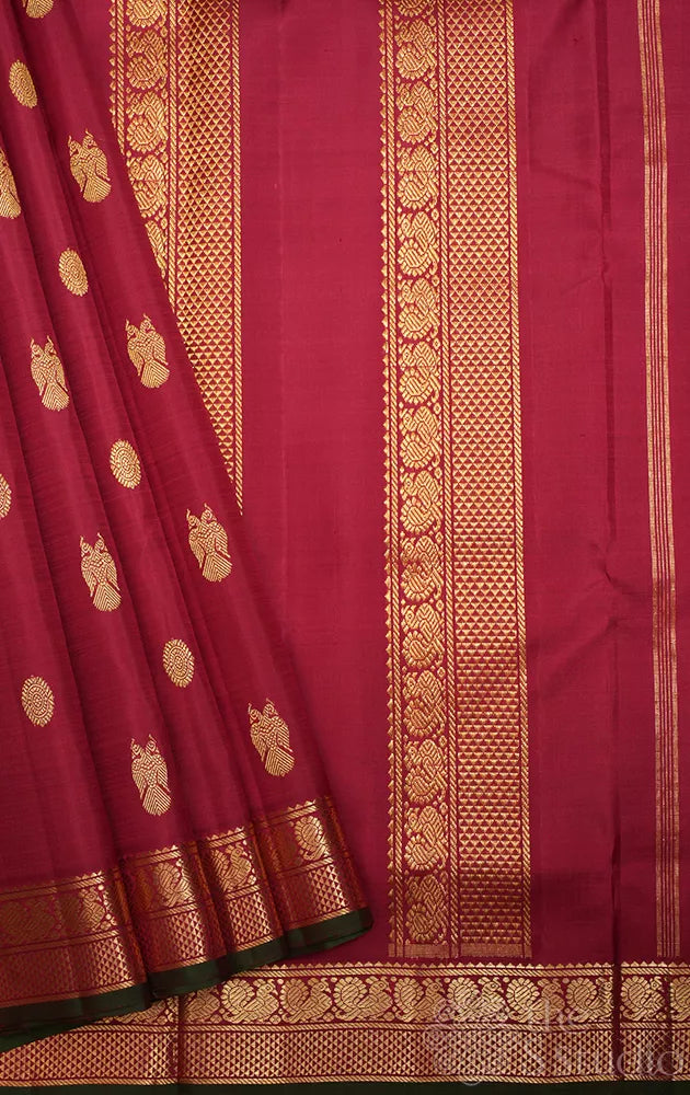 Maroon butta woven madisar 10 yards kanchipuram silk saree with peacock woven border