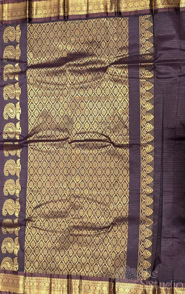 Magenta checked gadwal cotton saree with brown border