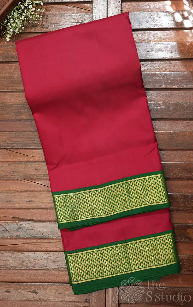 Red ten yards kanchipuram silk saree with korvai green border