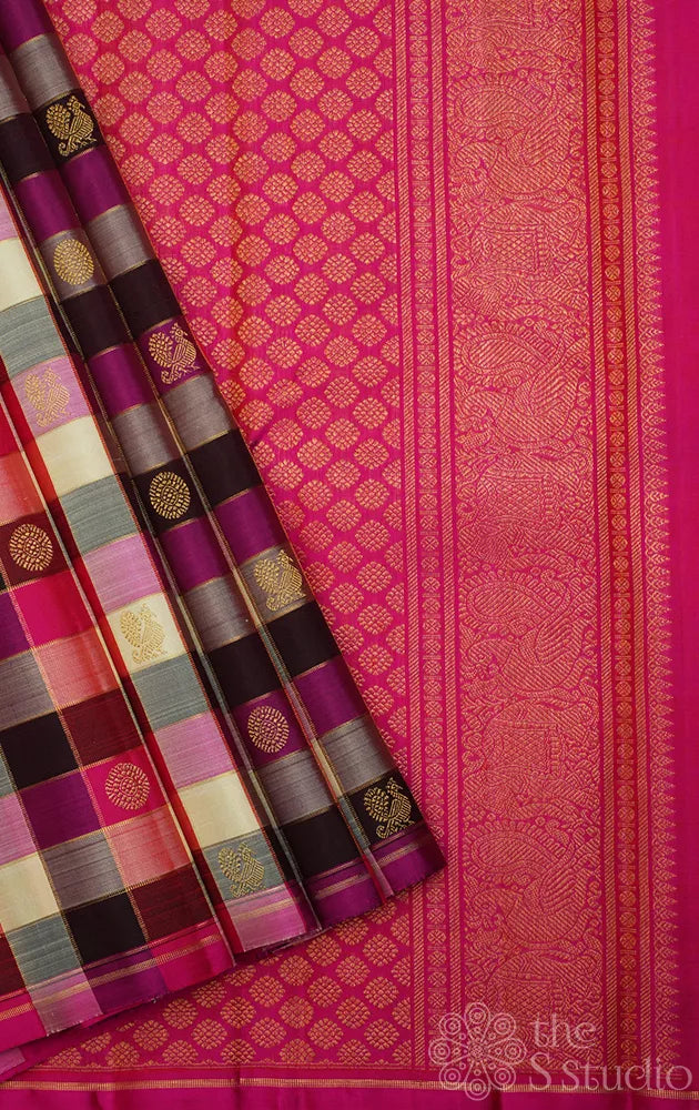 Cream, ranipink and brown zari checked kanchi silk saree with ranipink pallu
