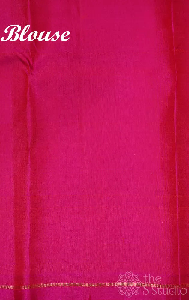 Cream, ranipink and brown zari checked kanchi silk saree with ranipink pallu