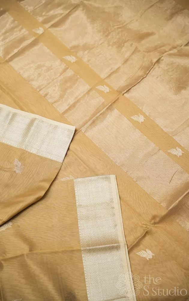 Chiku brown maheshwari silk cotton saree with silver border