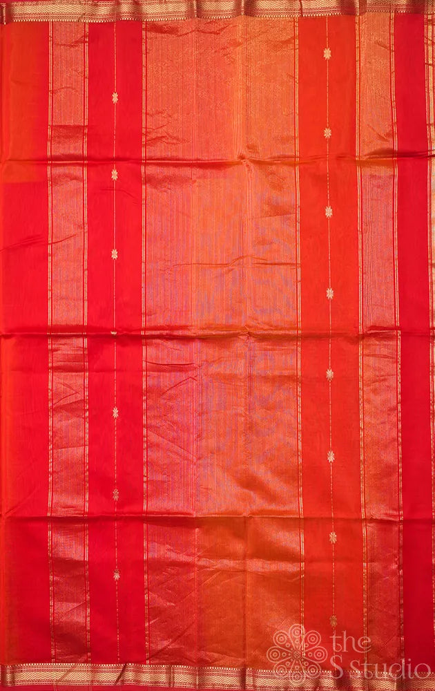 Rust and red shaded maheshwari silk cotton saree with thin zari border