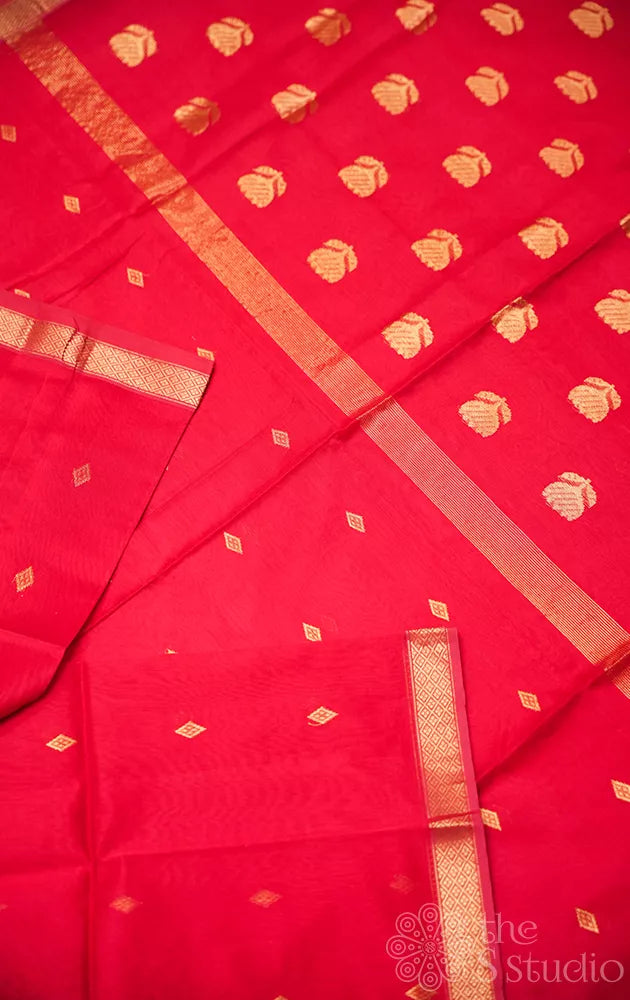 Red maheshwari silk cotton saree with diamond buttas