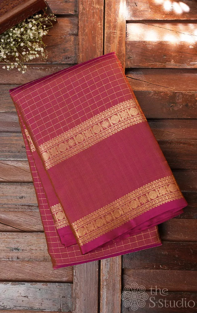 Deep pink zari checked kanchipuram silk saree with kalakshetra kili pallu