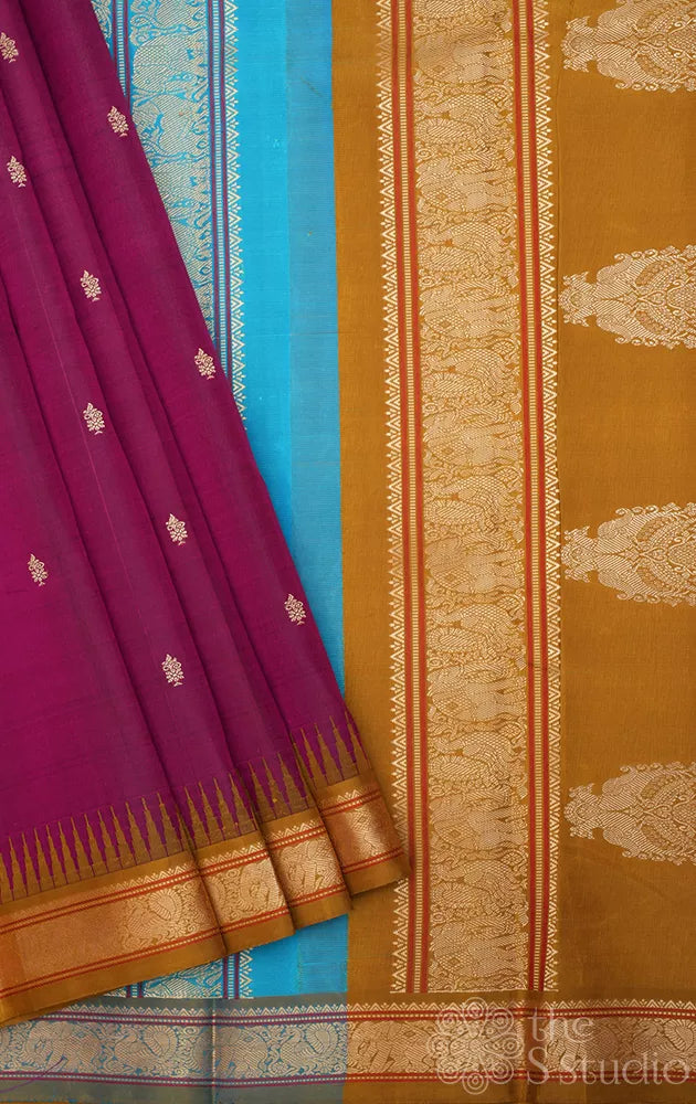 Magenta threadwork kanchi silk saree with double pallu
